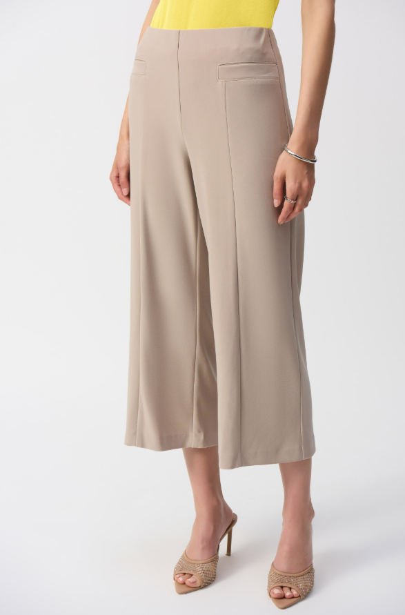 Silky knit Culotte Pull-On Pants