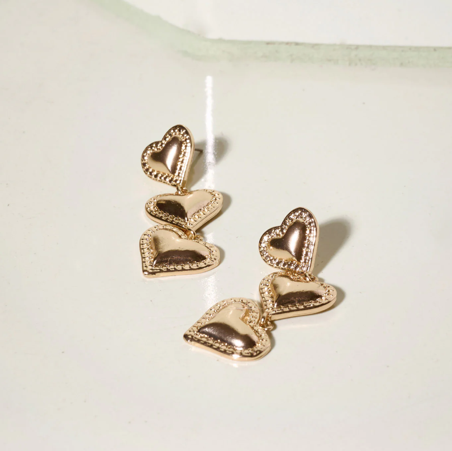 Sonya - Dangling Hearts Earrings