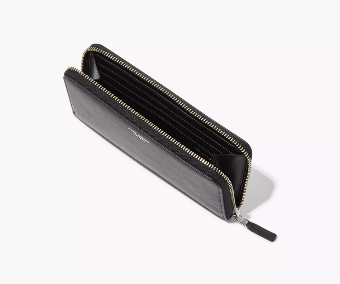 THE CONTINENETAL WRISTLET WALLET