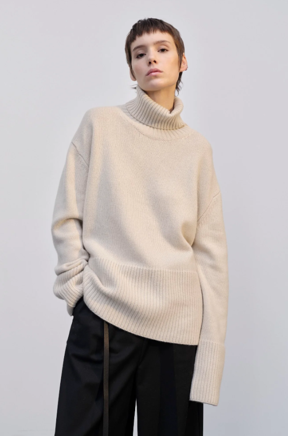 JUNA KNIT TURTLENECK