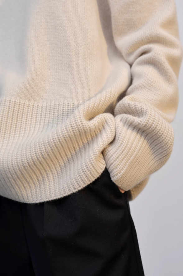 JUNA KNIT TURTLENECK