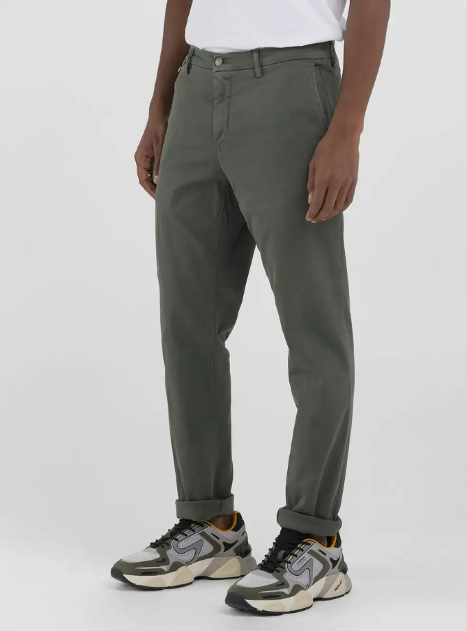 BENNI CHINOS 030 MILITARY GREEN