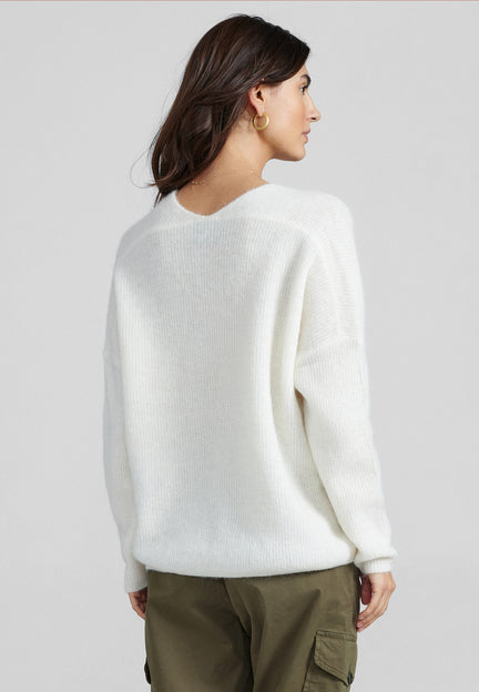 THORA V-NECK KNIT