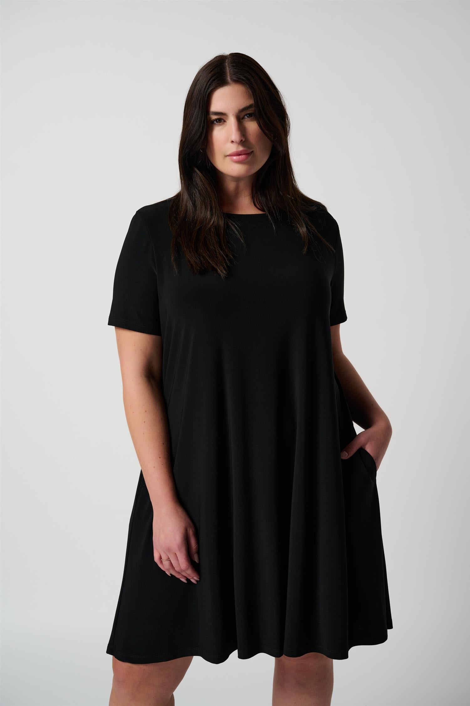 Classic A-line Dress - Sort