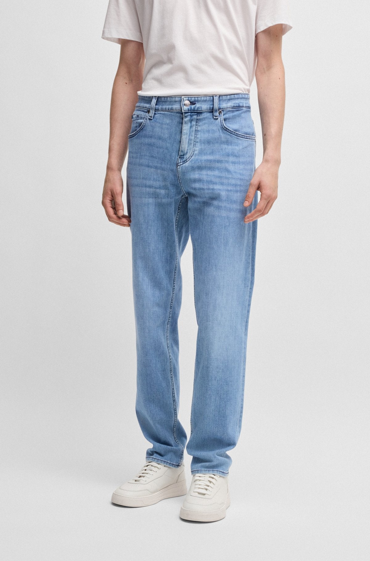 MAINE JEANS IN SUPER SOFT DENIM