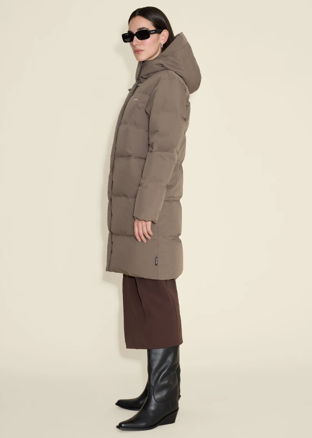 LOEN DOWN JACKET