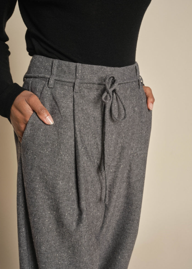 MMLeslie Zenia Pant