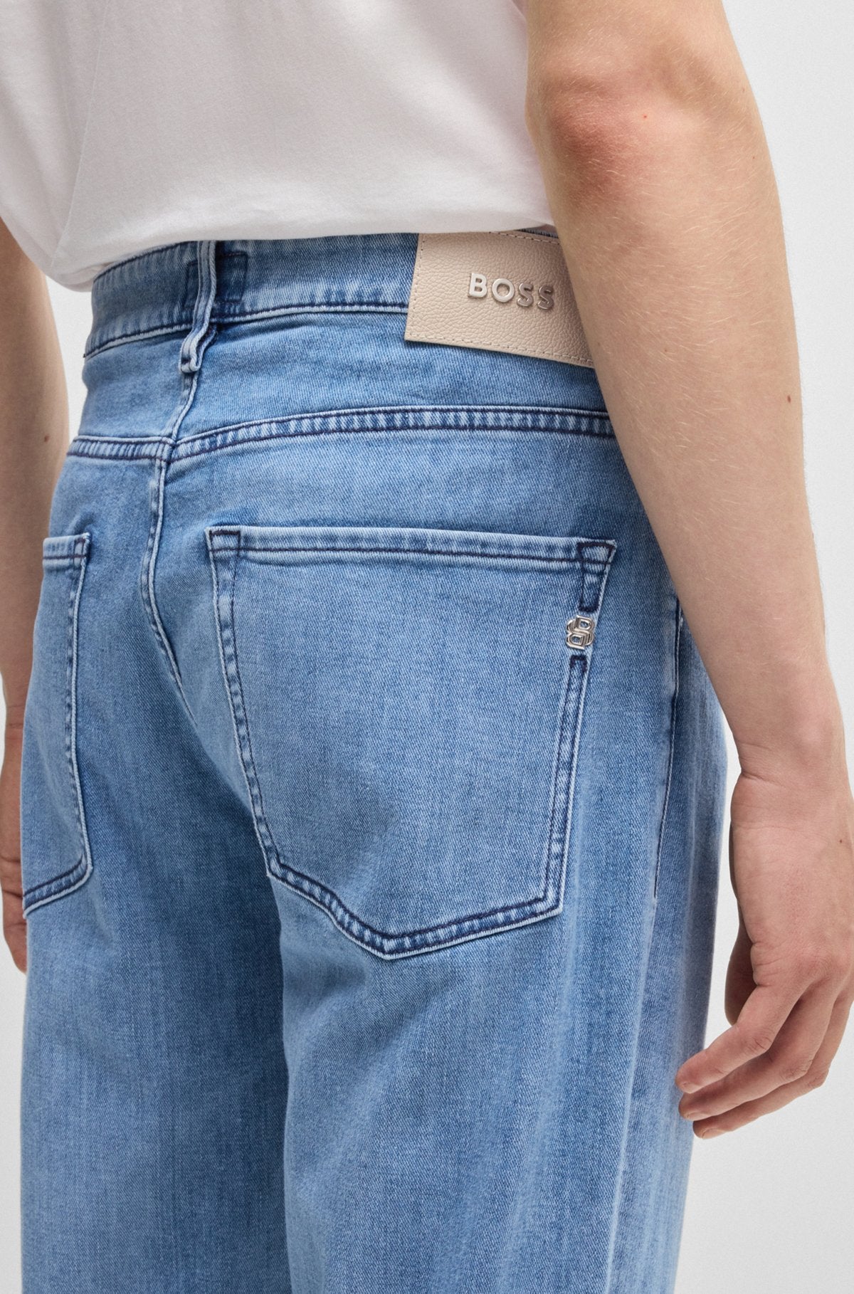 MAINE JEANS IN SUPER SOFT DENIM