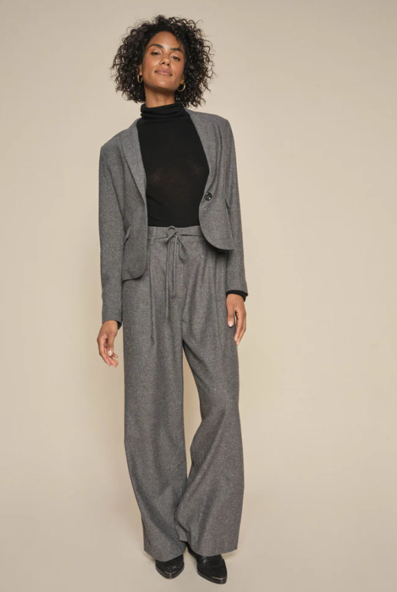 MMLeslie Zenia Pant